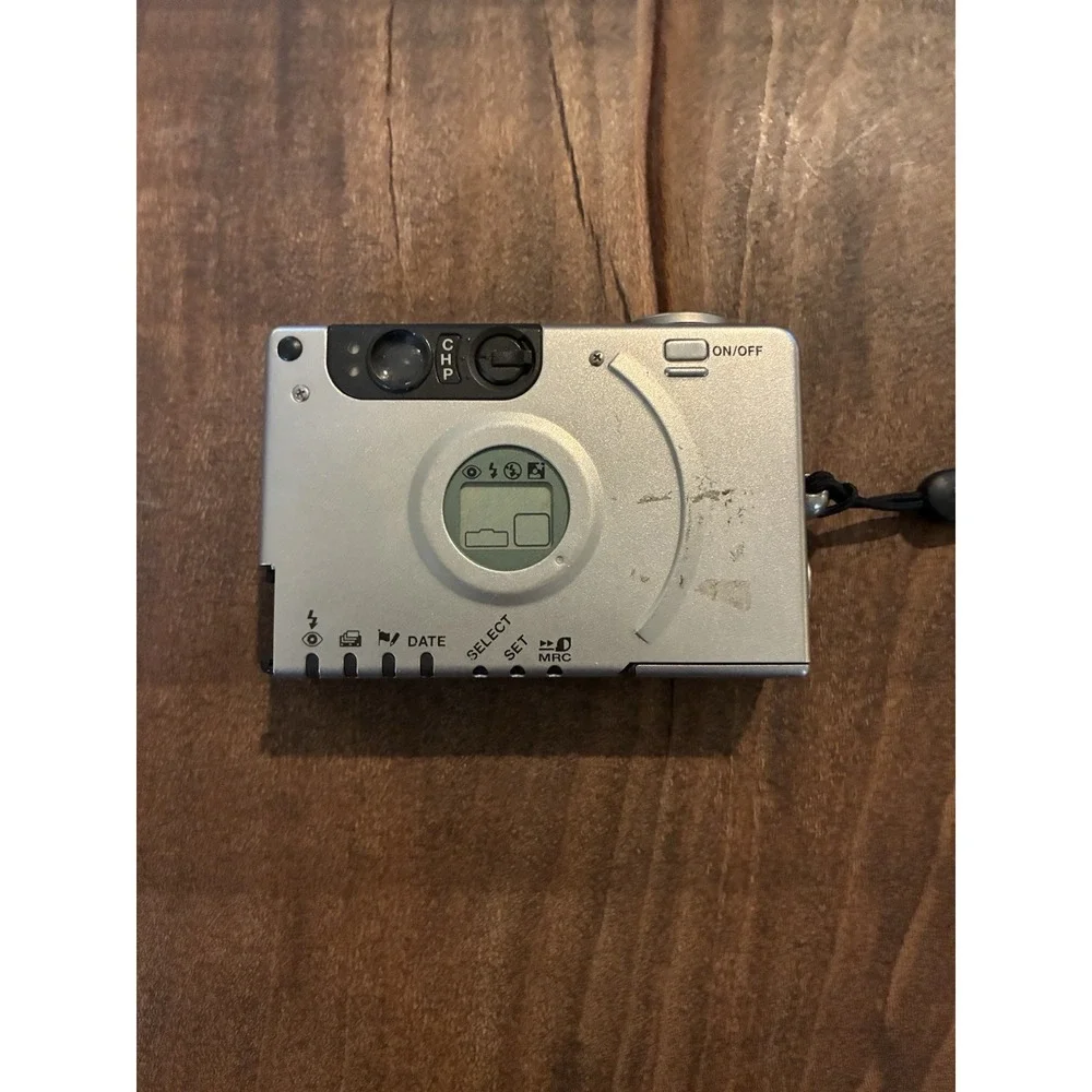 Canon ELPH 2 200M Lense 25 46mm Film Camera Silver Gray‎